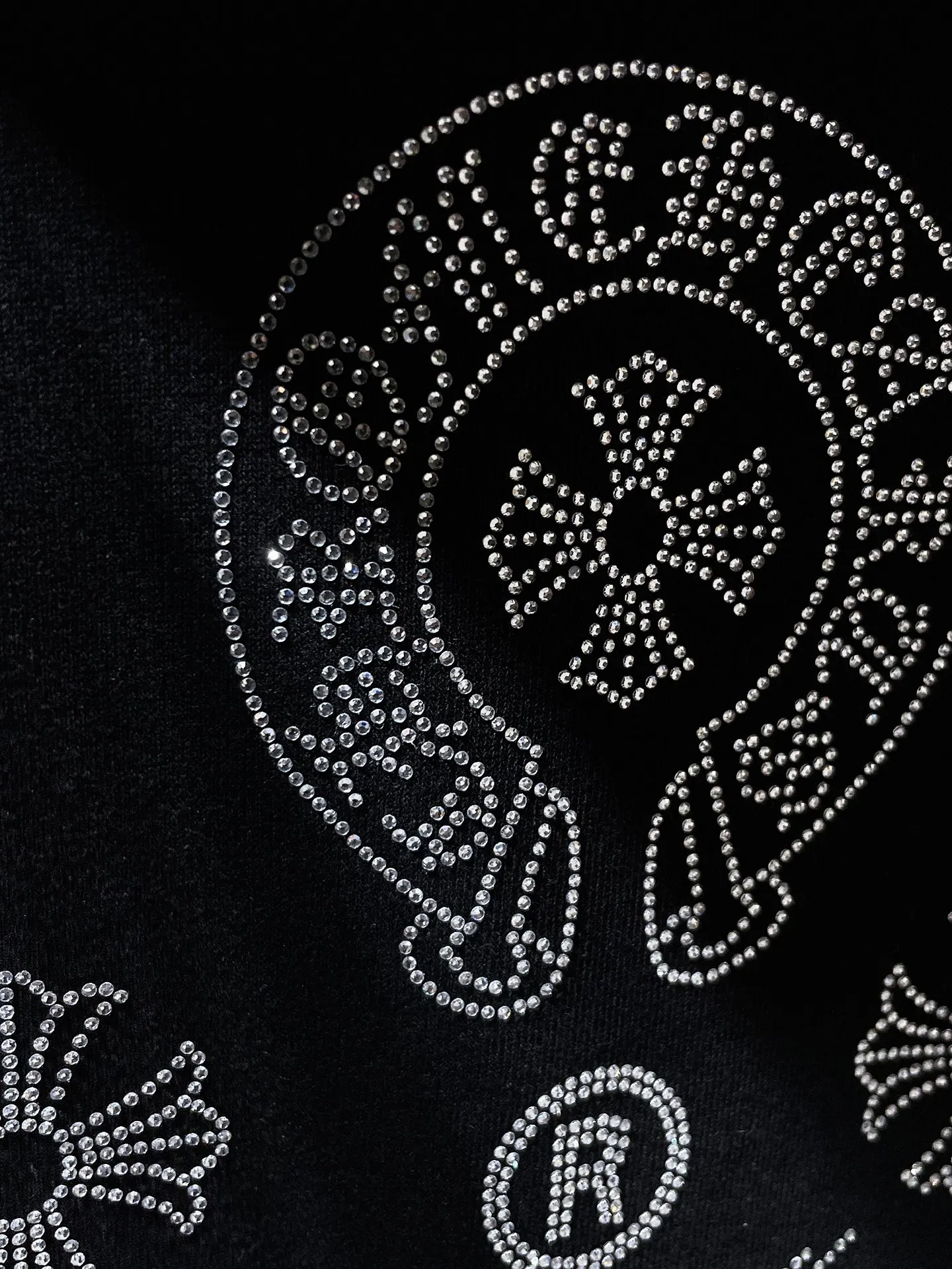 P270 Chrome Hearts Autumn and Winter 2025 Counter Synchronization Heavy-duty hot-drilled horseshoe Sanskrit letter cross Improved customized version 1:1 high-gram weight high-quality fabric Recommended color: white black Size: S, M, L, XL